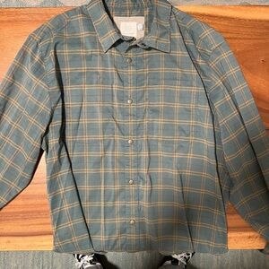 Flylow Long Sleeve Plaid Button Down Performance Shirt - Mens L